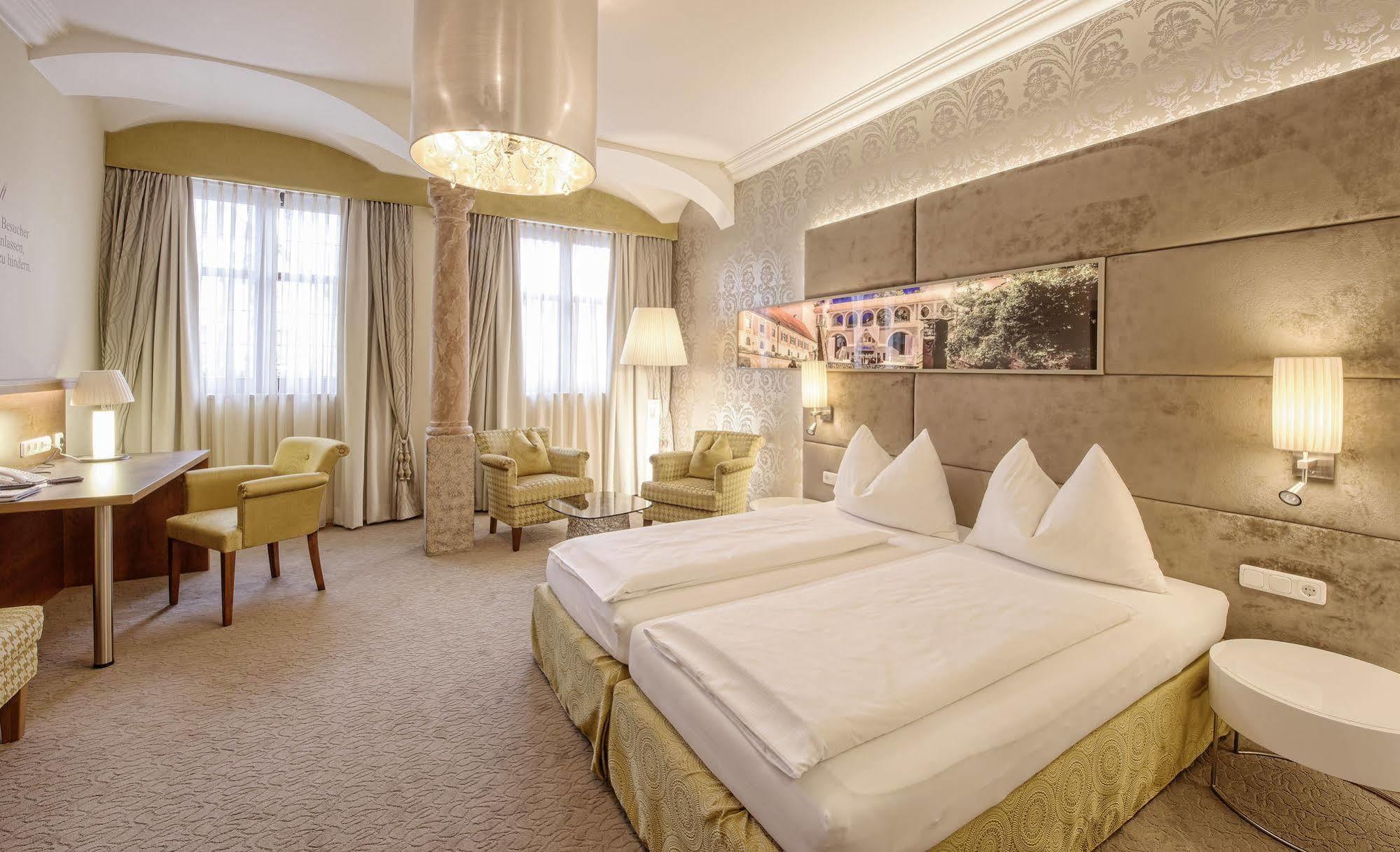 Hotel Mader Steyr Exteriér fotografie